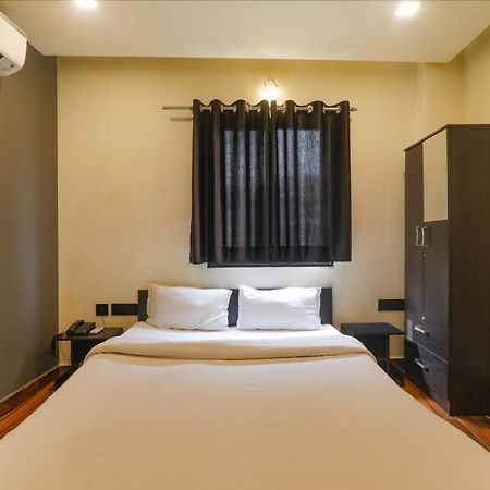 Hotel Fabexpress Lemon Grass à Bénarès Extérieur photo