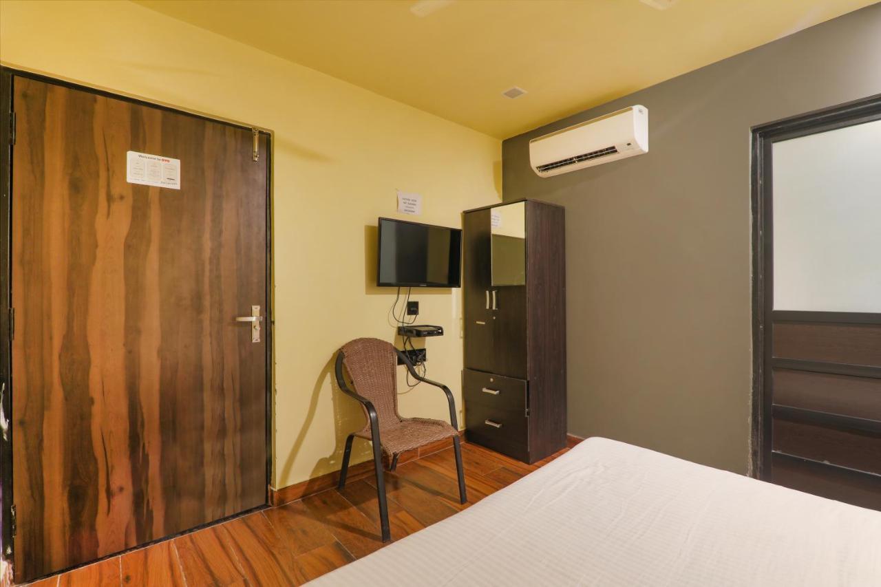Hotel Fabexpress Lemon Grass à Bénarès Extérieur photo