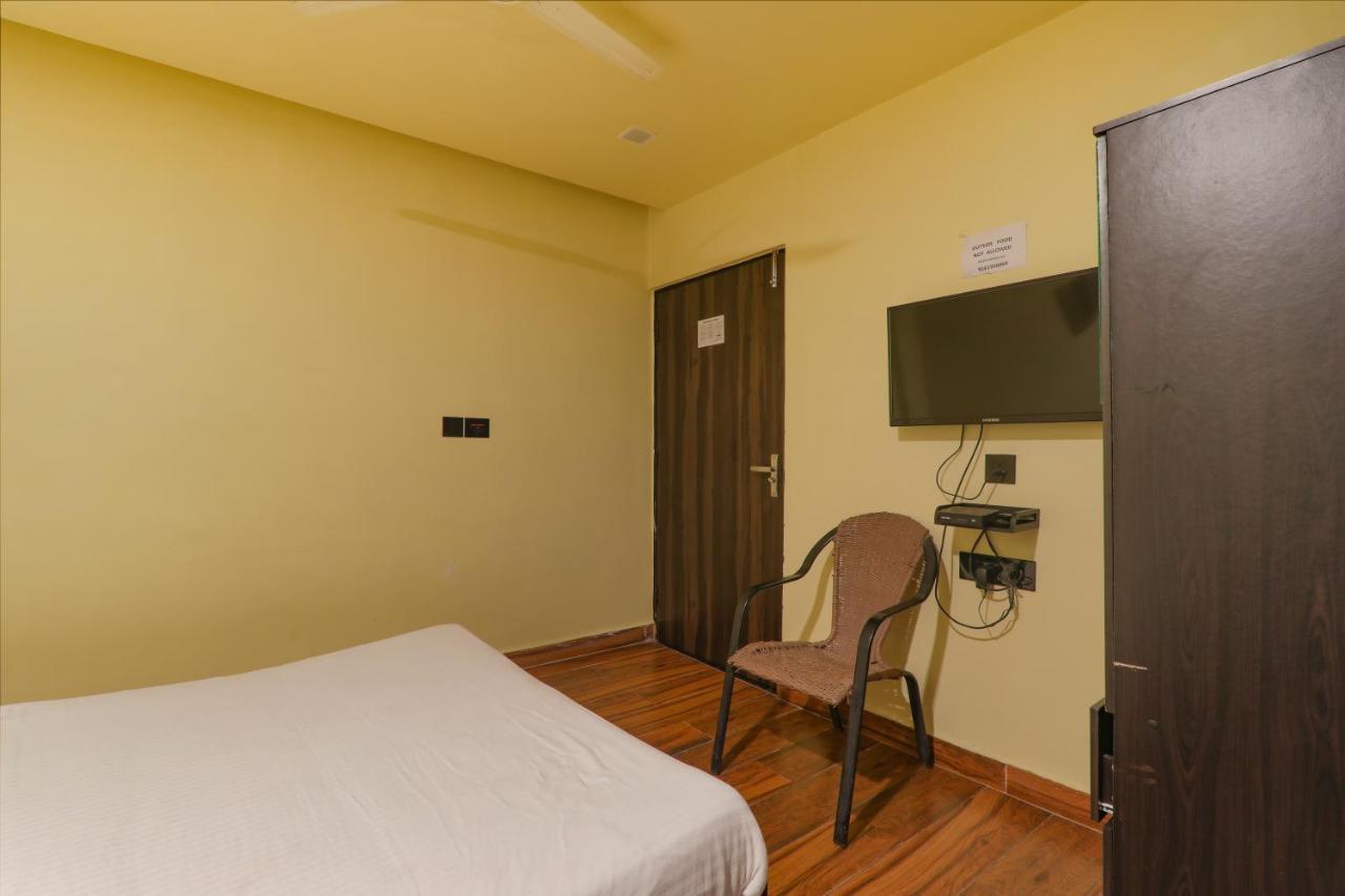 Hotel Fabexpress Lemon Grass à Bénarès Extérieur photo