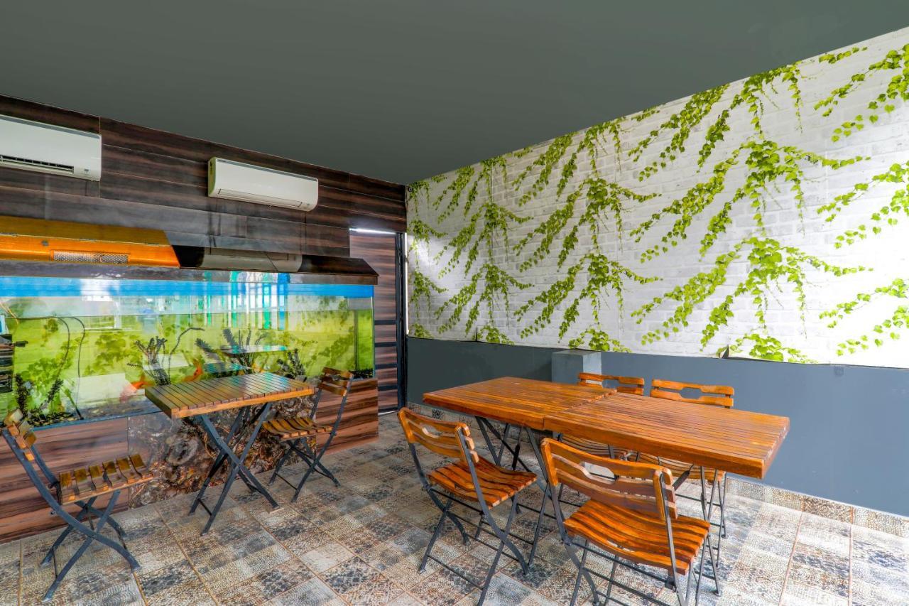 Hotel Fabexpress Lemon Grass à Bénarès Extérieur photo